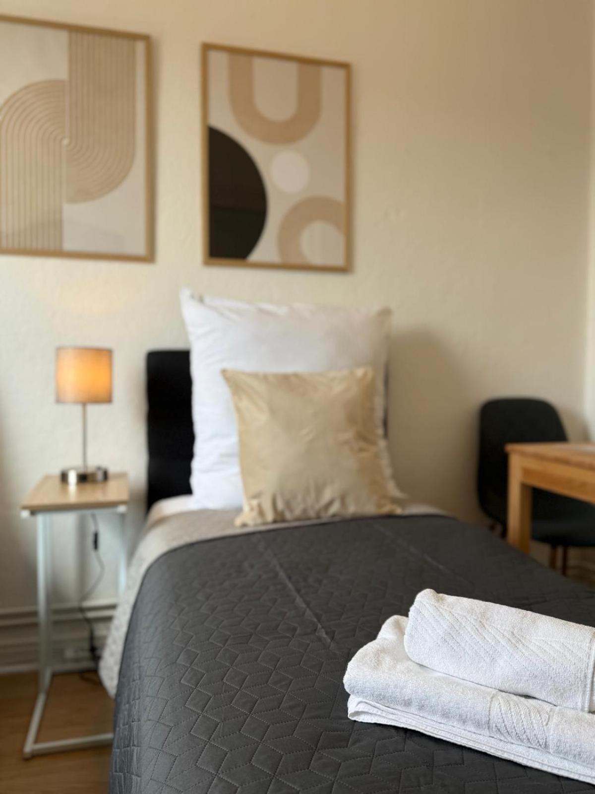 Tt Living Apartments Bonitas & Divinitas I 2 Schlafzimmer I Kueche I Vollbad I Waschmaschine Rellingen 외부 사진